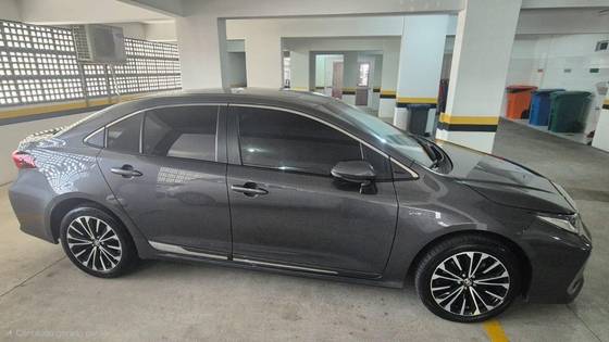 TOYOTA COROLLA 1.8 VVT-I HYBRID FLEX ALTIS PREMIUM CVT TOYOTA COROLLA 1.8 VVT-I HYBRID FLEX ALTIS PREMIUM CVT